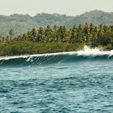 "Triangle Hut" Camp Fuego Siargao Hotel Catangnan Buitenkant foto