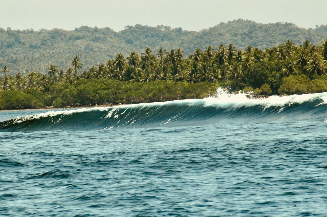 "Triangle Hut" Camp Fuego Siargao Hotel Catangnan Buitenkant foto